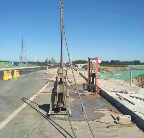 兰坪公路高聚物注浆加固